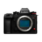 Panasonic S1M2 body + S-R70200E